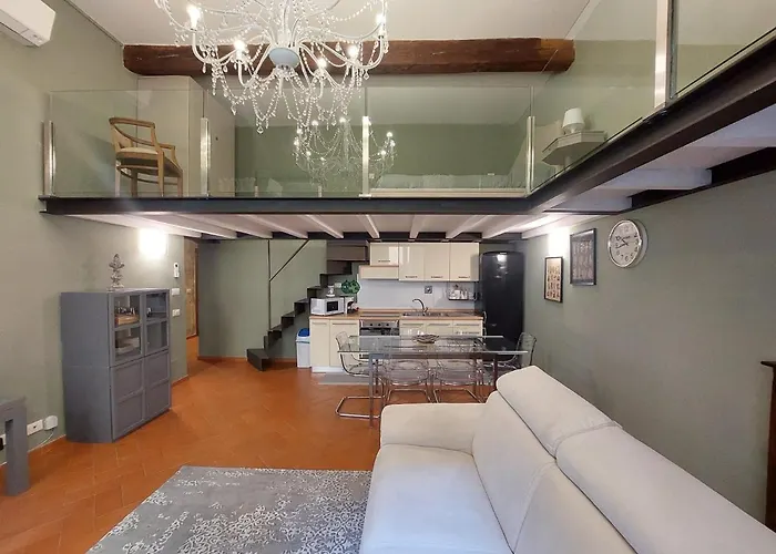 Green Pepper Apartment In Florence